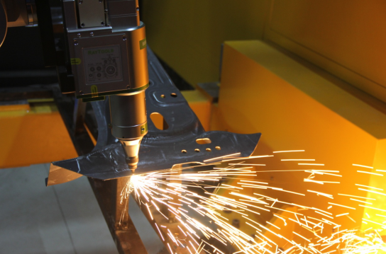 激光切割機切割厚板